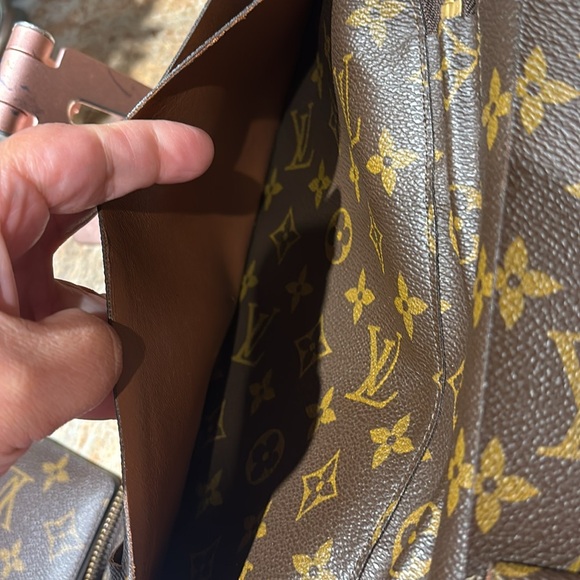 Louis Vuitton Monogram Poche Escapade Organizer Wallet - Picture 12 of 15